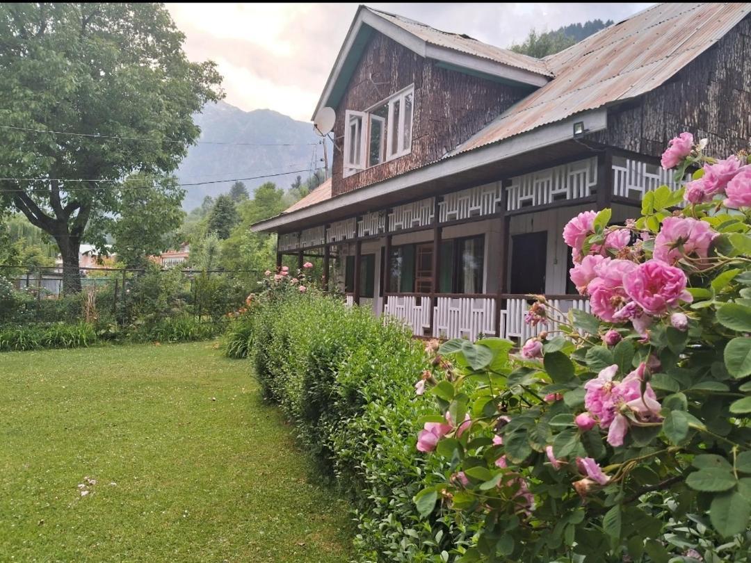 Pk Cottage Pahalgām Exteriér fotografie